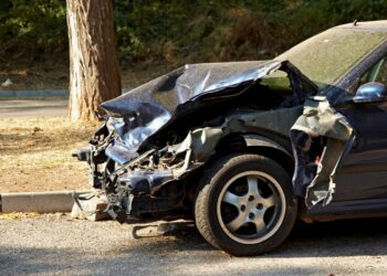 Un copil de 1,4 ani și mama sa, victimele unui accident la Aușeu