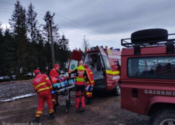 S-au răsturnat cu ATV-ul într-o râpă din Arieșeni