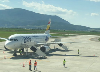 Compania aeriană Dan Air îl dă în judecată pe fostul său avocat, care i-a cerut insolvența. Miza : onorariul de succes de 23.000 euro