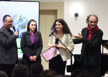 Aleșdeanca Diana Păcurar, premiul pentru Spectacolul de teatru al anului