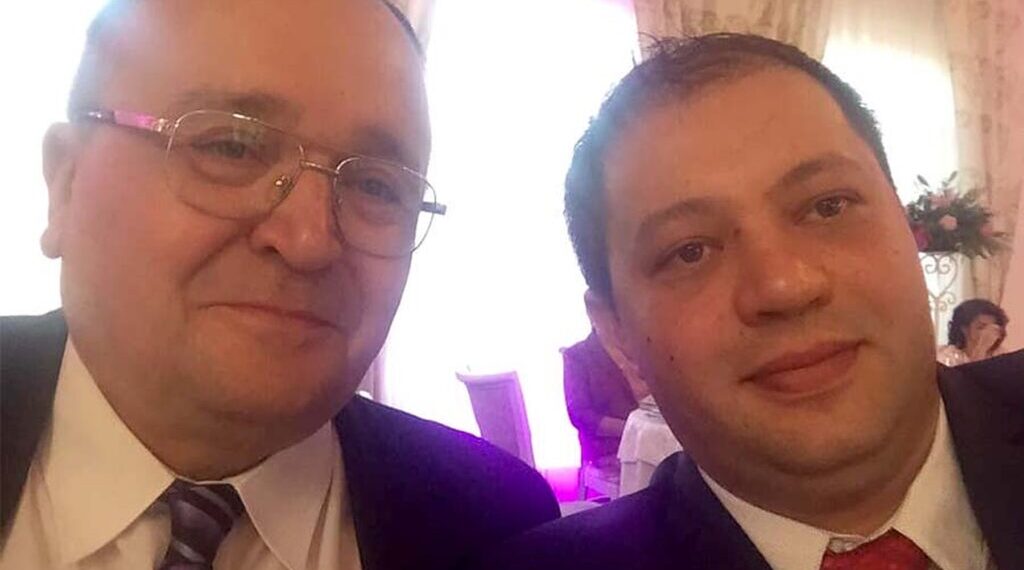 Începe judecata în dosarul în care fiul unui fost prefect de Bihor e judecat sub acuzaţia comiterii infracţiunilor de trafic de droguri de mare risc în formă continuată