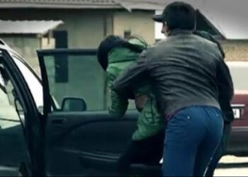 Doi tineri au  răpit o fată care tocmai împlinise 18 ani de pe o stradă din Salonta Ce au decis judecătorii