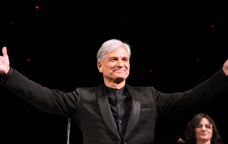 Doliu în lumea muzicii. Leontin Ciucur: Contribuția sa la Ansamblul Artistic Profesionist Crișana, prin crearea și orchestrarea unei excepționale Suite de jocuri moldovenești….