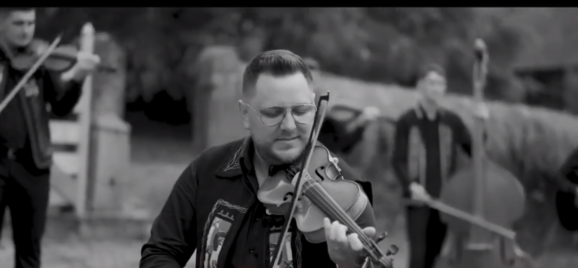 Proprietarii Bihor TV, Sânziana Toader Ardelean și Cătălin Ardelean, devastați după moartea violonistului Gabi Stângău