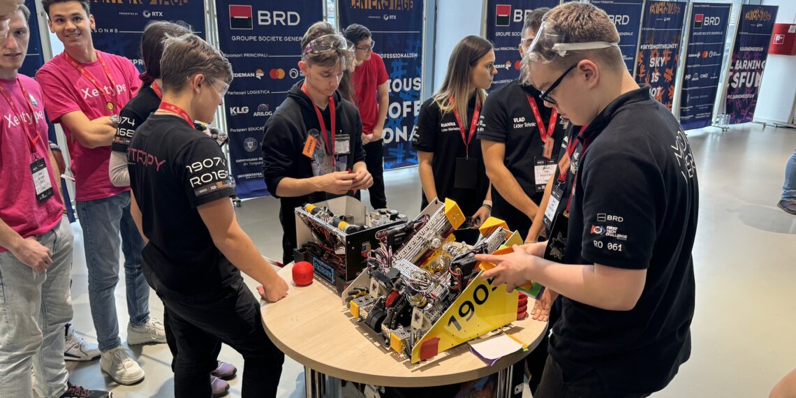 Eminescienii au unul dintre cei mai buni roboți din regiune Premiul Design Award, locul al 3-lea