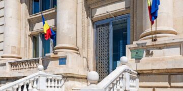 Legea pentru alegerea Președintelui realizează o redimensionare a intervalului de timp în care urmează a se fixa data alegerilor, ceea ce nu pune în discuție încălcarea dreptului electoral