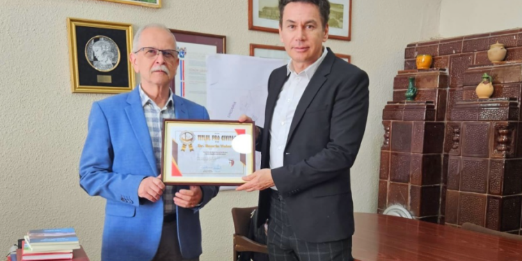 Medicul salontan care a contribuit la prima Legea a farmaciei din istoria României spune care sunt ingredientele unei vieți împlinite. Valeriu Boeriu, premiul Pro Civitas