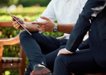 Băncile nu mai pot avea comportament de cămătari. Tehnicile agresive de recuperare şi ameninţările, interzise prin lege