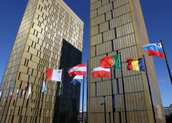Procedurile de constatare a neîndeplinirii obligațiilor împotriva Regatului Unit pentru eventuale încălcări ale dreptului Uniunii săvârșite înainte de încheierea perioadei de tranziție sunt posibile în termen de patru ani de la data respectivă