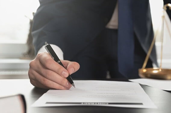Soluționarea contestației în anulare introduse împotriva încheierii pronunțate cu ocazia soluționării plângerii formulate, în temeiul art. 340 din Codul de procedură penală, împotriva soluției de clasare | Decizia CCR