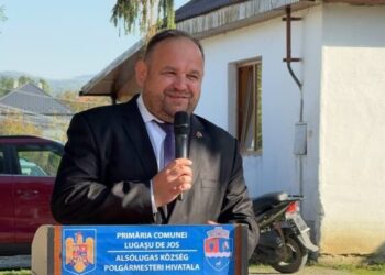 Sporturi acvatice și parc de aventură la Lugașu de Jos. Cum a transformat primarul Sorban Levente o groapă de gunoi clandestină într-un spațiu plăcut de întâlnire, cu bani europeni