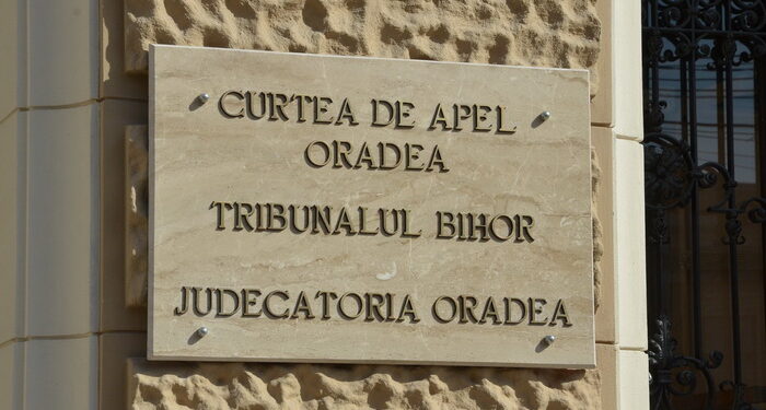 Achitat de furt în primă instanță acuzat și achitat de delapidare de Curtea de Apel Oradea