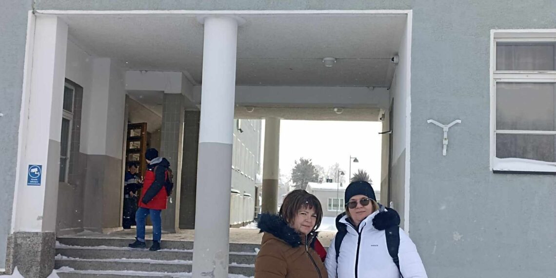 Trei profesoare din Oradea au trăit experiența celui mai performant model educațional din lume.„Calmul, acceptarea și starea de bine sunt caracteristicile principale ale școlii„