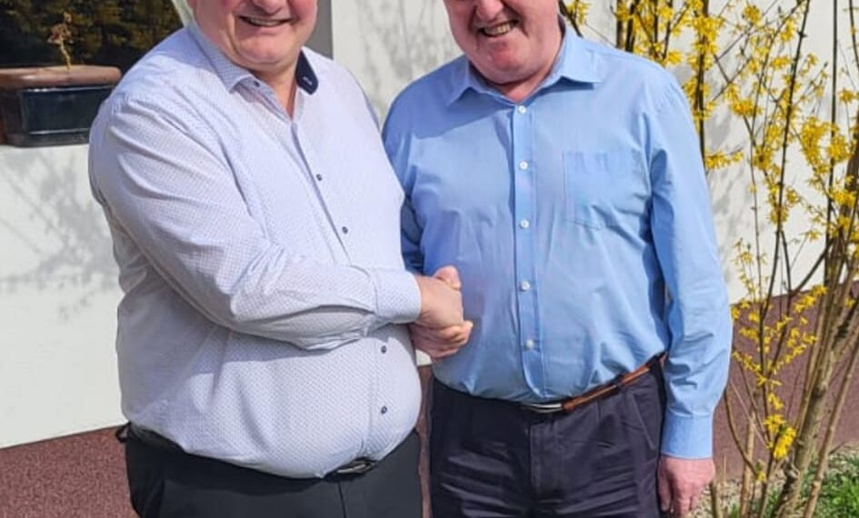 Doctorul Nicolae Suciu și dr. Florian Bodog, manevre în avion pentru a ajuta un parlamentar să respire