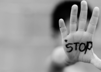 Zeci de ONG-uri acuză faptul că Poliția nu mai furnizează datele despre violența împotriva femeilor și violența de gen