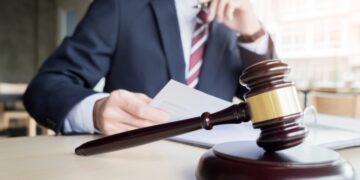 Avocații pot acorda îndrumare profesională avocaților stagiari înscrişi în circumscripția baroului în care și-au stabilit sediul secundar