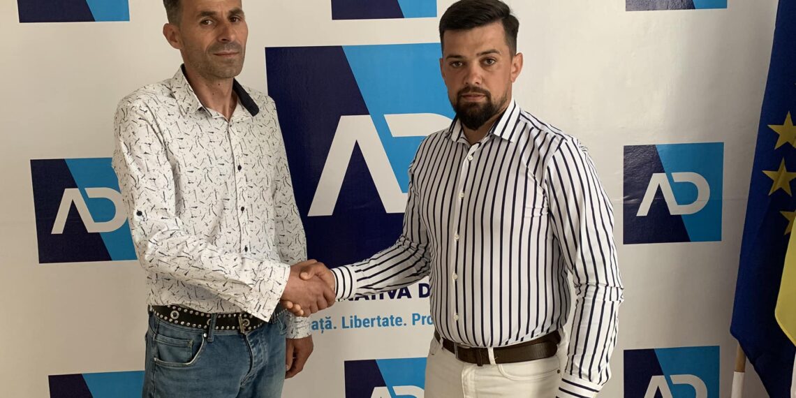 Membrii Partidului România Mare Bihor fac echipă cu Alternativa Dreaptă