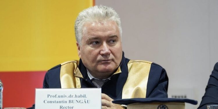 Constantin Bungău singurul candidat pentru funcția de rector al Universității din Oradea