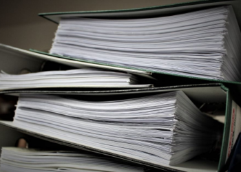 RIL: acțiunile în contencios administrativ introduse de sindicate și asociații în reprezentarea salariaților/funcționarilor publici se timbrează