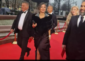 Ciprian Mega, alături de Dorel Vișan pe covorul roșu la Moscova! Filmul ”21 de rubini” selectat de către Nikita Mihalkov pentru ”Oscarul BRICS”