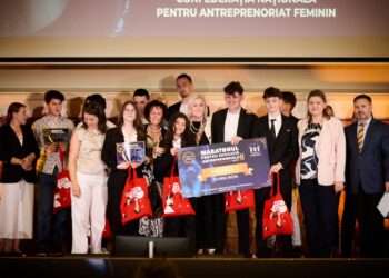 Echipa de elevi a Colegiului Național ”Emanuil Gojdu” din Oradea a adjudecat marele premiu la Maratonul pentru Educație Antreprenorială