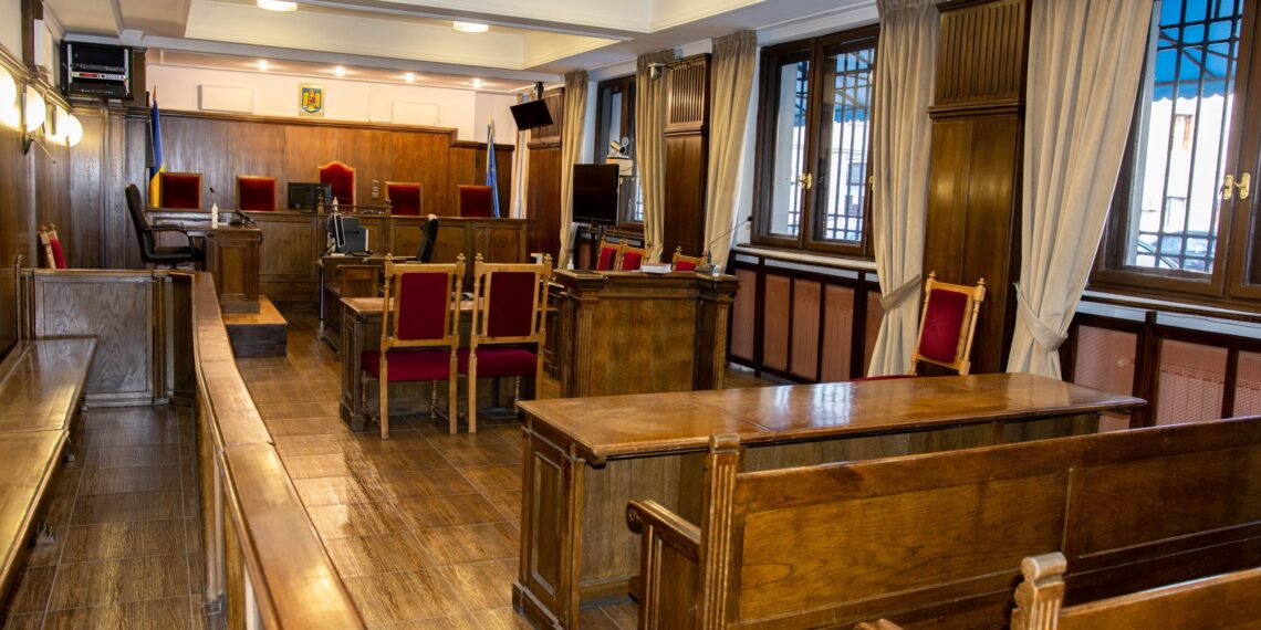 ÎCCJ chemată să dezlege o chestiune de drept în materie penală privind cazul concursului de reglementări obligatorii