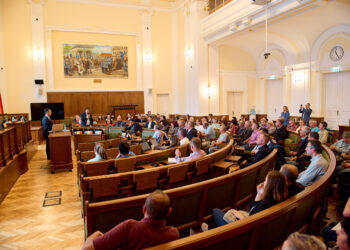 Bihorul va avea o hartă interactivă a producătorilor. Cristian Buzlea: „Harta animată va permite consumatorilor cu un singur click să identifice fermierii din anumite zone și chiar să facă un tur virtual în fermă deoarece aici vor fi încărcate fotografii și filmulețe din fermă care să îi convingă asupra faptului că produsele sunt autentice”