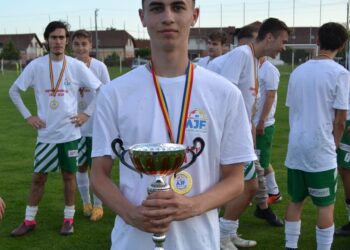 Echipa care a pornitt la drum cu doar 6 fotbaliști, CAO Primavera, Campioană județeană U19