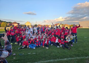 Bihorul Beiuș a luat Cupa României, faza județeană la fotbal, după loviturile de la 11 m.Trofeul ajunge la Beiuș după o pauză de 8 ani