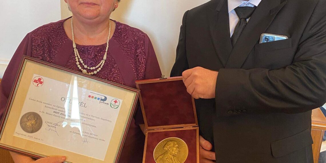 Decernarea premiilor „Dr. Mózes Károly ” pentru cei mai buni asistenți medicali din Bihor și Sălaj