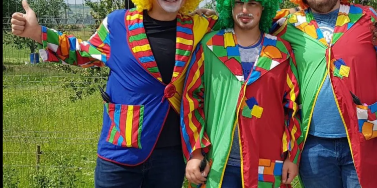 „Marșul Nasului Roșu” pornește duminică din Piața Unirii
