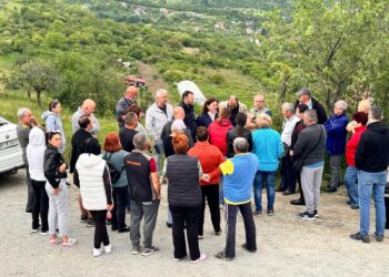 Caută o cale de concilieri înainte de a trimite buldozerul și executorul. Oamenii din zonele Podgoriei, Doja, Săldăbagiu, speriați că inelul metropolitan va trece prin casele și curțile lor. Daniel Palaghianu: Pe cei rămași fără case și proprietăți, nu îi ascultă nimeni, sunt plimbați dintr-o parte în alta și sunt nevoiți să își caute dreptatea prin instanțe de judecată…