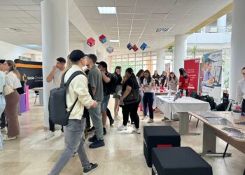 „Zilele Carierei” un eveniment care crește o dată cu Universitatea din Oradea