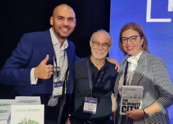 Șefa ADLO, Alina Silaghi, întâlnire cu omul din spatele conceptului „orașe de 15 minute”