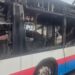 Un autobus a ars complet pe o stradă din Oradea