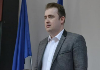 Avocat reținut după ce ar fi vândut 41 de apartamente către 263 de persoane. Unele apartamente aveau chiar șapte sau opt cumpărători!