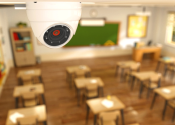 Supravegherea permanentă audio-video în clase se va  putea face cu acordul majoritar al părinților