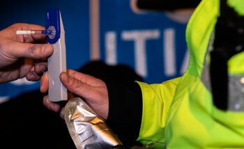 Inspecția Judiciară: Șoferii drogați, tratați diferit de la o instanță la alta.Parchetul de pe lângă Curtea de Apel Oradea: 173 dosare, 106 clasări  