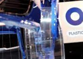 Gigantul francez care închide fabrica din România și dă toți oamenii afară