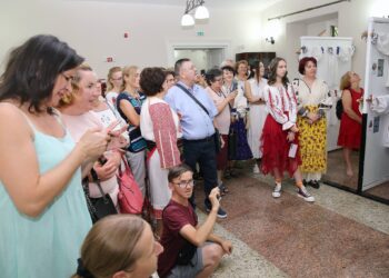 Participantele la Șezătoarea de la Muzeu și-au etalat iile