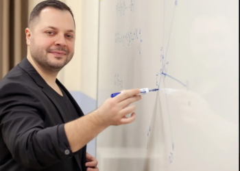 ”Trucuri” pentru evitarea greșelilor la examene, de la profesorul de matematică Flavian Georgescu, coordonator al lotutului de olimpici de la Liceul Teoretic Internațional de Informatică