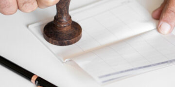 Acțiune în pretenții formulată de creditor împotriva emitentului scrisorii de confort: condiții şi efecte în raport cu natura juridică a obligației asumate de emitent | Jurisprudență ÎCCJ