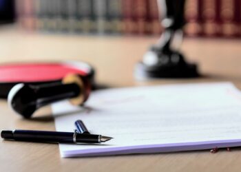 Acțiune în constatarea nulității absolute a certificatului de moștenitor, omisiunea citării tuturor moștenitorilor în cadrul procedurii succesorale notariale | Jurisprudență ÎCCJ