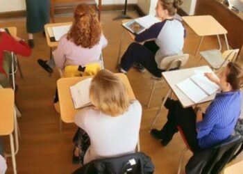 13 pe un loc la titularizare în Bihor. Numai 105 posturi