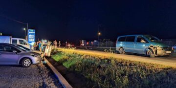 Mai multe mașini implicate într-un accident în zona ștrandului din Beiuș