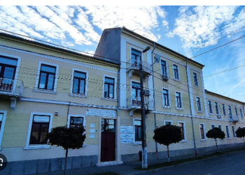 Trupul regretatului rector Mișu Jan Manolescu va fi depus la Universitatea Agora