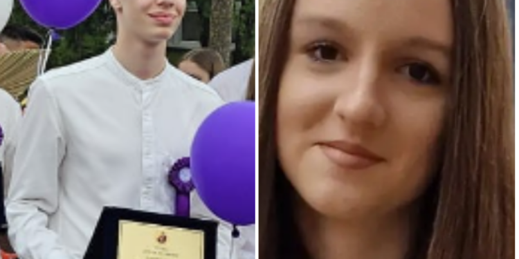 Ei sunt imaginea notelor de 10 de la Evaluare în Bihor. Ionuț a aflat rezultatul de la mama sa care plângea de fericire