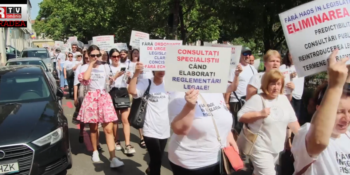 Cer predictibilitate fiscală. ”Dacă mergem pe varianta asta, fără predictibilitate, fără consultare publică fără să ținem cont de costurile antreprenorilor, ale tuturor celor implicați în zona economică, atunci avem de pierdut prin încasări mai puține la bugetul de stat”