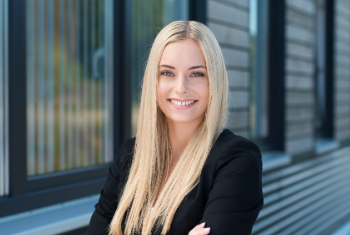 Se deschide apelul de proiecte pentru programul „Femeia Antreprenor”. Finanțări până la 200.000 lei