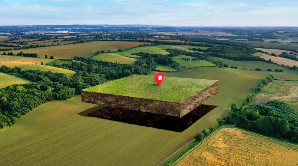 Refuz de înstrăinare a imobilului cu destinația de locuință, existența unui contract valabil de închiriere la data intrării în vigoare a Legii nr. 112/1995